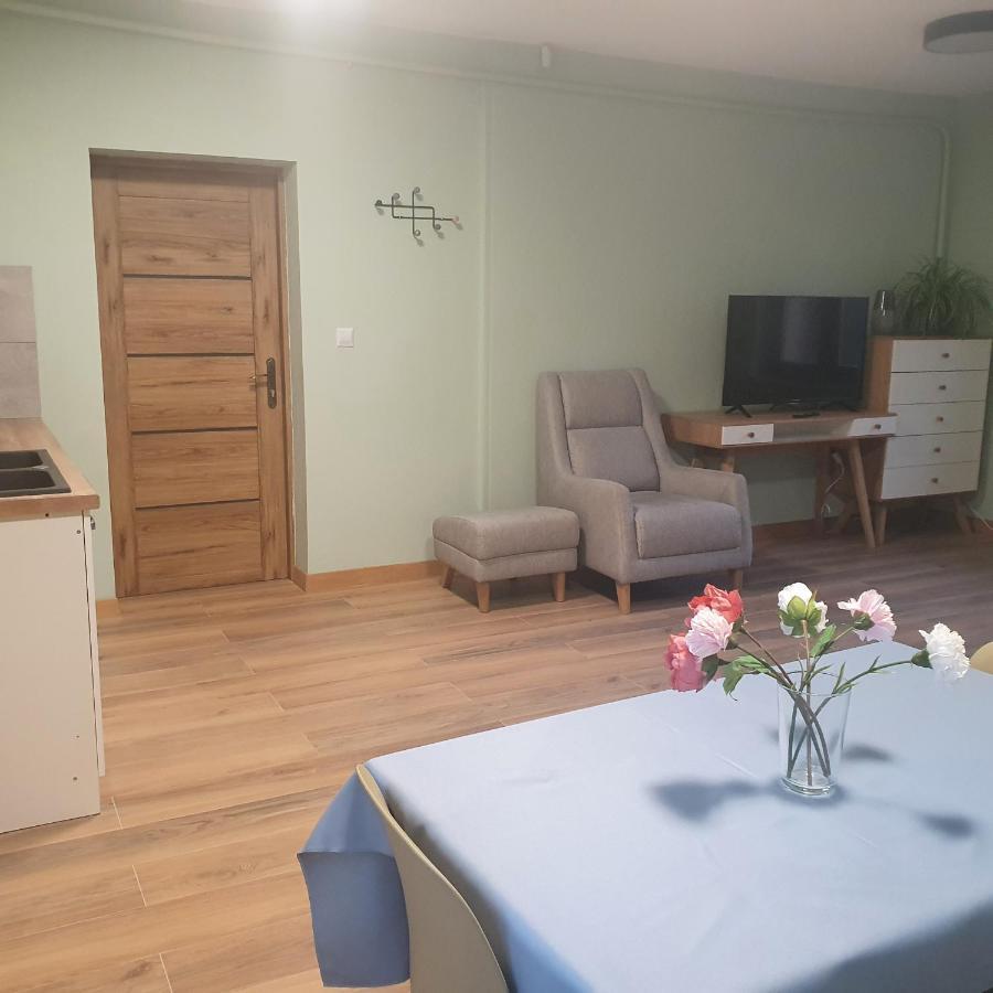 Albatros Room With Bathroom Варшава Екстериор снимка
